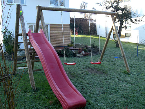 »Spielgeräte im Garten«